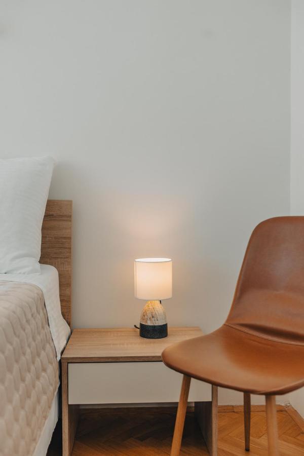 Apartment Ana ヴァンタシチ エクステリア 写真